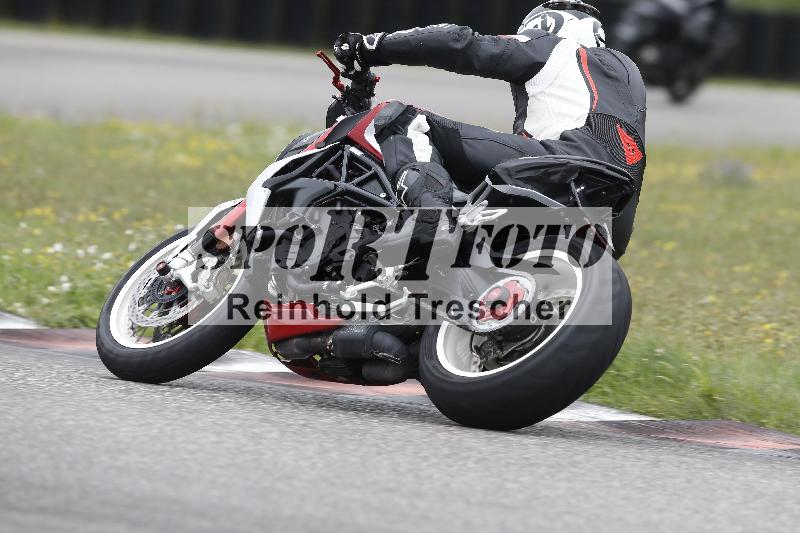 /37 28.07.2025 Dunlop Ride und Test Day ADR/Einsteiger gruen/unklar